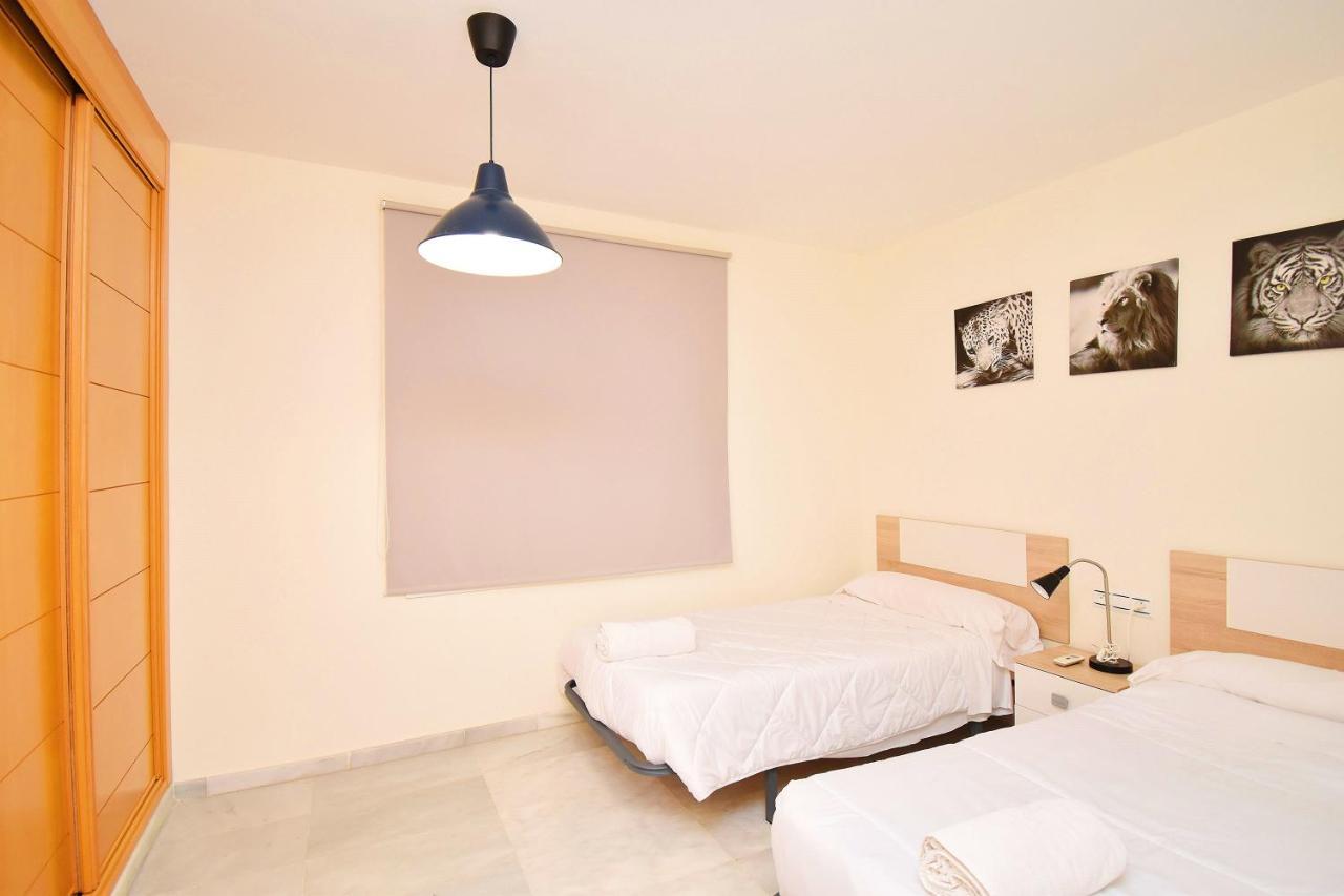 Expoholidays - Apartamentos Puerto Almerimar Bagian luar foto