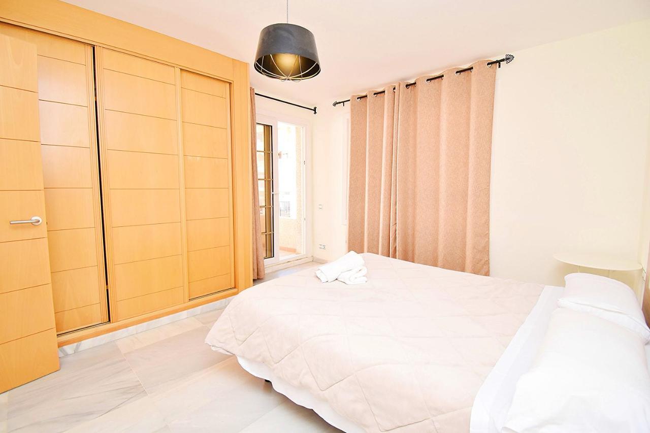 Expoholidays - Apartamentos Puerto Almerimar Bagian luar foto
